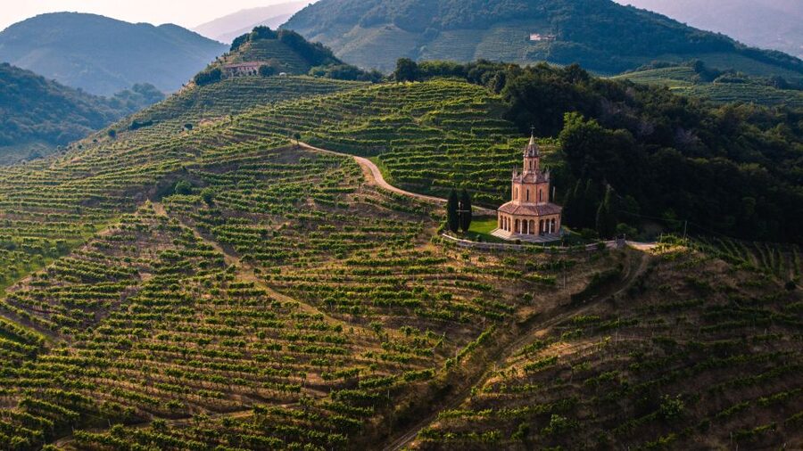From Venice: Dolomites and Prosecco Hills Day Trip with Wine - Pieve di Cadore and Auronzo Lake