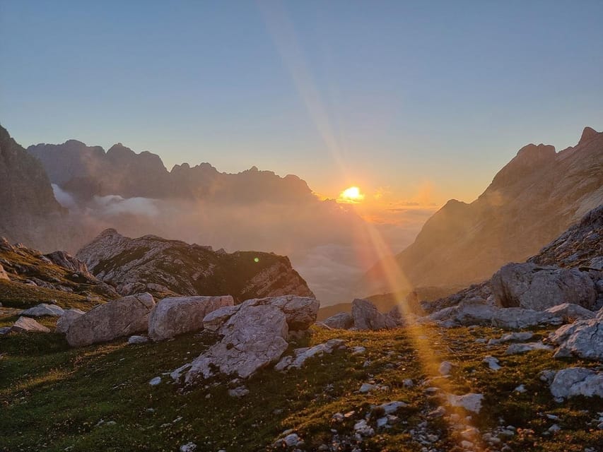 From Venice: Lakes of the Dolomites Tour - Pastries, optional food, and the human side of the tour