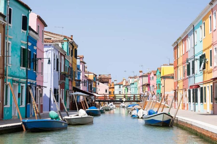 From Venice: Murano and Burano Half-Day Island Tour by Boat - Should you book the Murano and Burano tour?