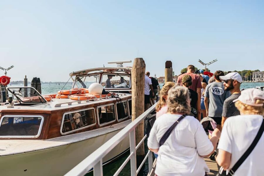 From Venice: Murano & Burano Guided Tour by Private Boat - Is $61.49 a fair price?