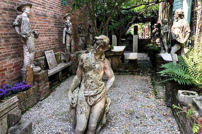 Full-day Boat Tour of Venice Islands from St Mark’s Square - Guide commentary and language concerns