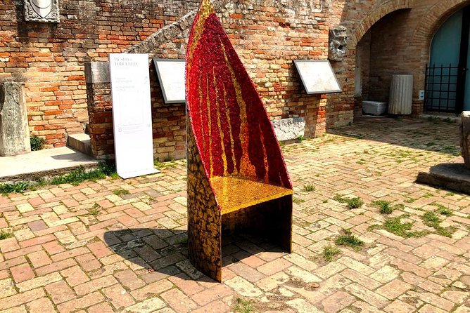 Full-day excursion to Murano, Burano and Torcello from Venice Train Station - Guide quality and the shape of the day