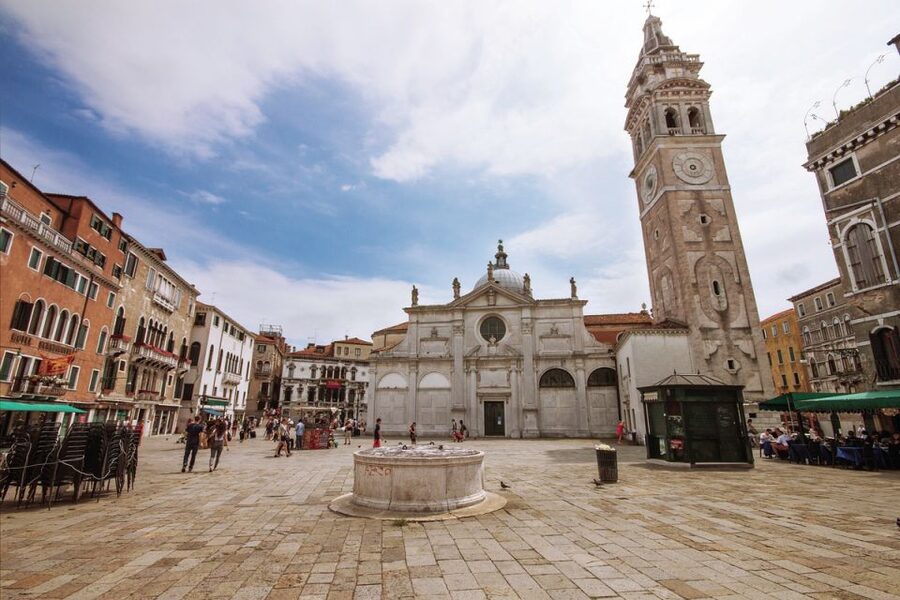 Full Venice Walking Tour: Doge's Palace and St. Mark's - Entering Doge’s Palace