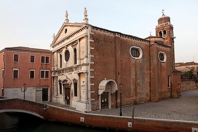 Gay Life in Venice from the Middle Ages to Present Days - Rialto, a porter, and a British gay pioneer
