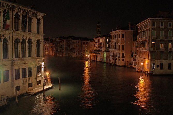 Ghosts of Venice - Discovering the Unknown - Campo San Bartolomeo and the Rialto Bridge