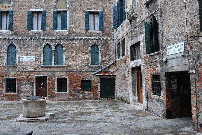 Ghosts of Venice - Discovering the Unknown - Walking pace, crowds, and practical comfort