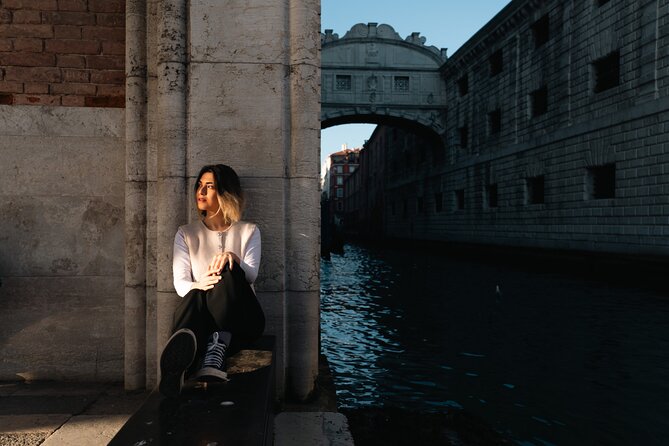 Glam photoshoot in hidden Venice! (up to 4) - Timing, group size, and who will enjoy it most