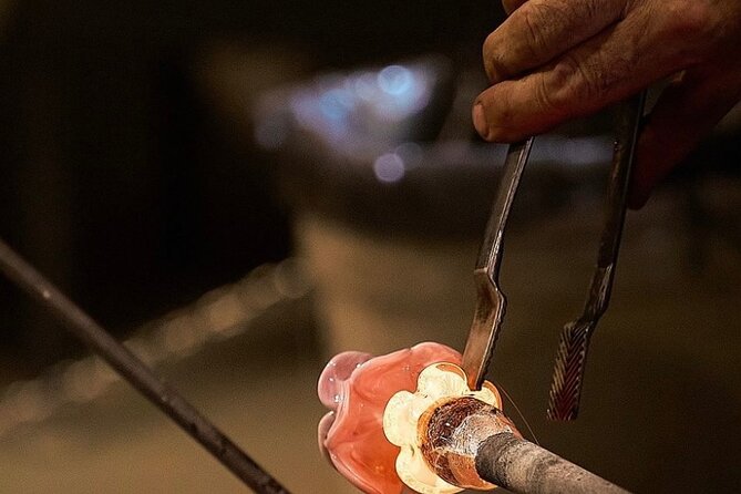Glass Blowing Demonstration : pickup by wood boat Taxi + local guide - Who will get the most from this experience