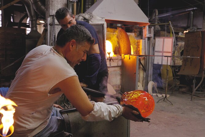 Glass Blowing Experience with Glass Master - Your turn at the blowpipe