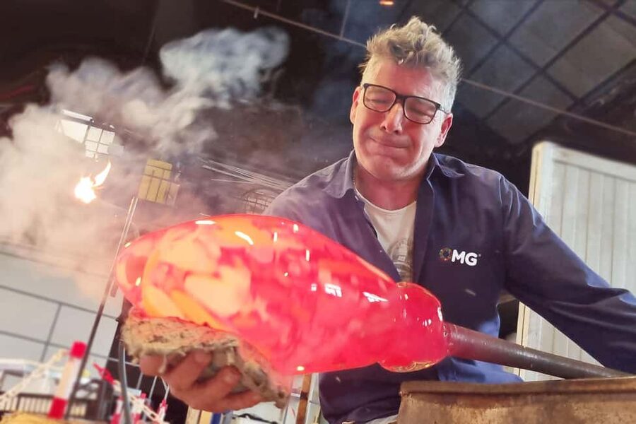 Glass Blowing Show Visit Murano Glass Factory & Showroom OMG - Key points to know before you go