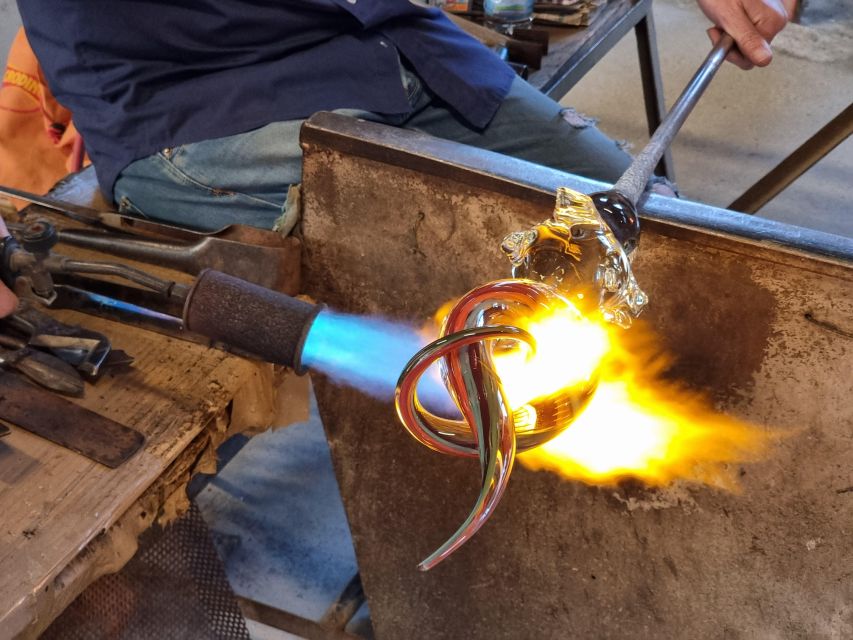 Glass Blowing Show Visit Murano Glass Factory & Showroom OMG - What happens inside the Murano furnace