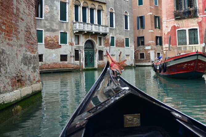 Gondola Ride and St Mark's Basilica - What skip-the-line admission really means here