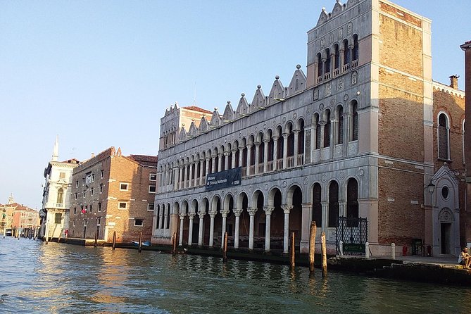 Grand Canal boat tour and Murano glass experience with Hotel pick up - The Grand Canal highlights: palaces, gardens, and Rialto