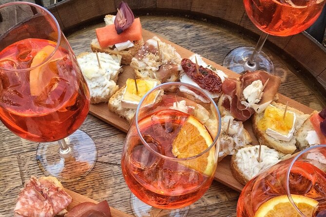 Guided Small Group Kickstart Food Tour of Venice - Reaching the Rialto Bridge and Campo San Bartolomeo