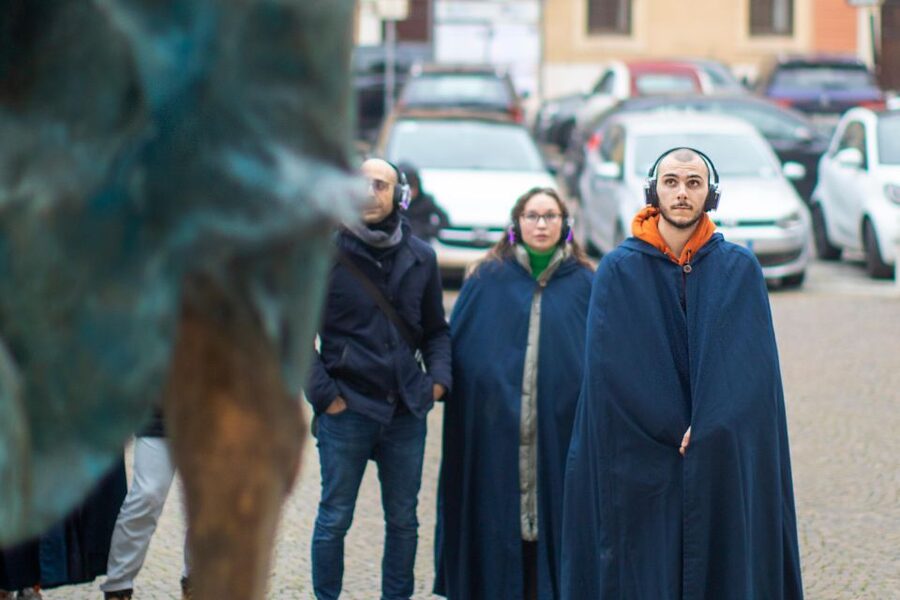 Guided Tour in the center of Verona accompanied by an Angel - Piazza Duomo and Verona Cathedral