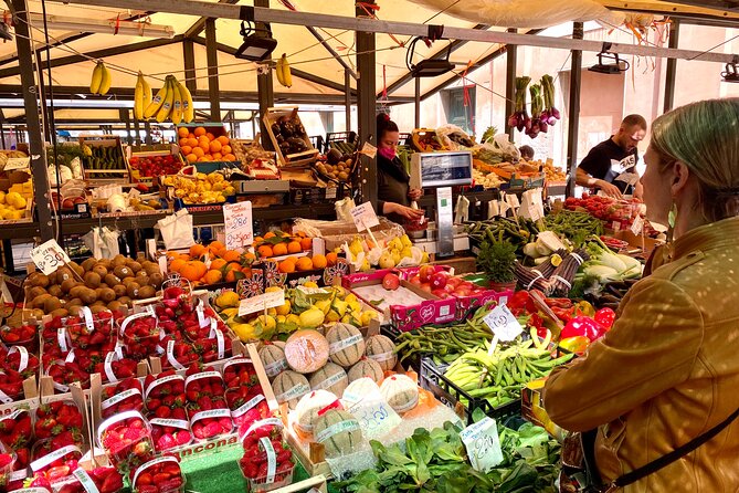 Guided Venice Street Food Tour and City Sightseeing - Cicchetti, the small plates Venetians eat at the bar
