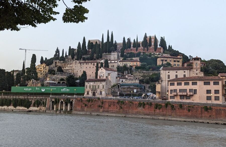 Guided Walking Tour in Verona - Ponte Pietra and the Roman view across the Adige