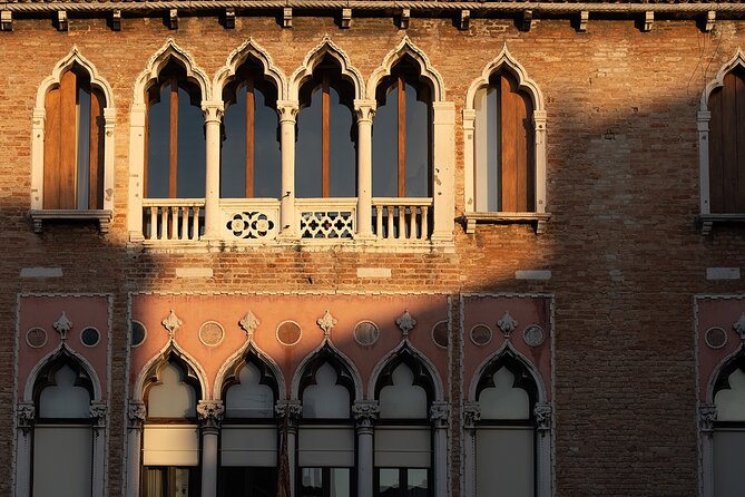 Hidden Venice Photo Tour with your phone! - Practical details that affect your morning