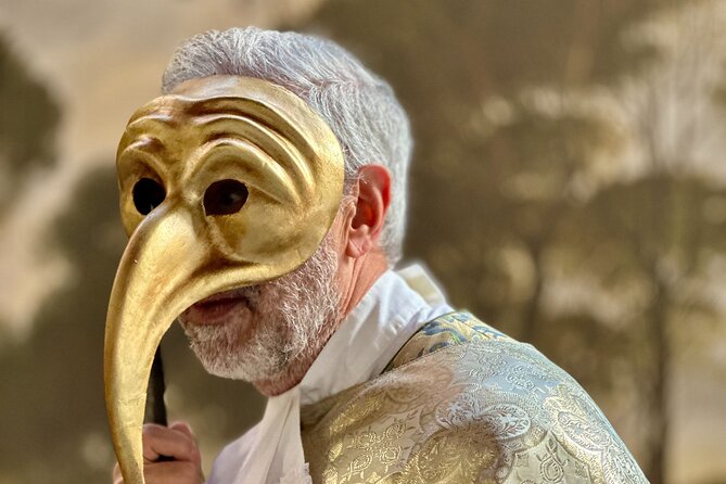 Historical Journey and Dress up Experience in Venetian Carnival - Key points at a glance