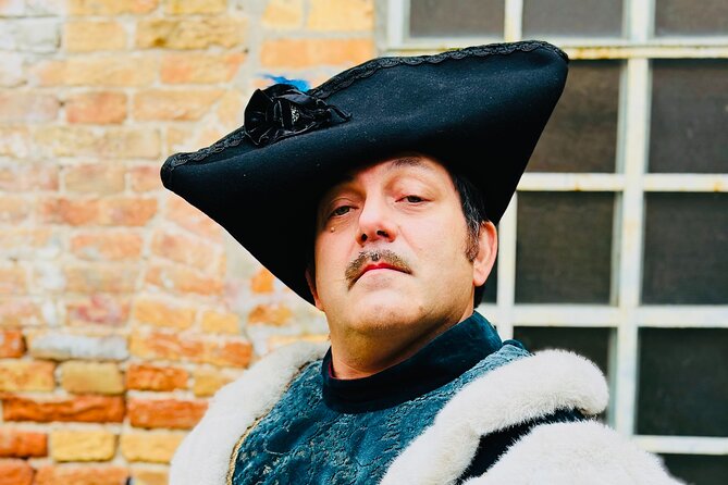 Historical Journey and Dress up Experience in Venetian Carnival - Timing, walking, and the one-way finish