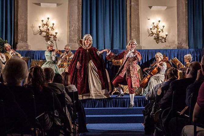 I Musici Veneziani Vivaldi's Four Seasons and Tenor arias - Entering Scuola Grande di San Teodoro