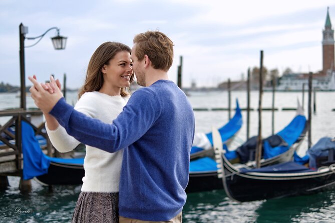 Iconic Photos and Adventure in Venice - The Gondola Choice: A 90-Euro Add-On