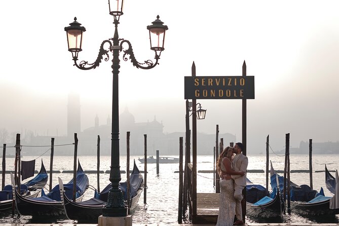 Iconic Photos and Adventure in Venice - Rialto Bridge: Ten Minutes with Venice’s Classic View