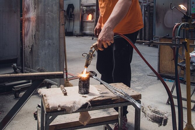 In-depth Guided Tour in a Real Murano Glass Factory - Key points before you book