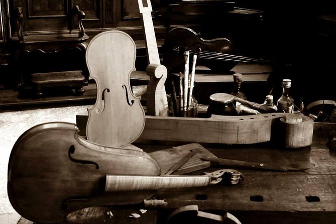 Interpreti Veneziani Concert in Venice Including Music Museum - Who will enjoy this concert most?