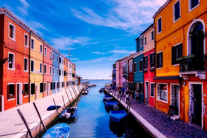 Island Hopping Tour: Mazzorbo, Burano and Murano - Murano beyond the glass shops