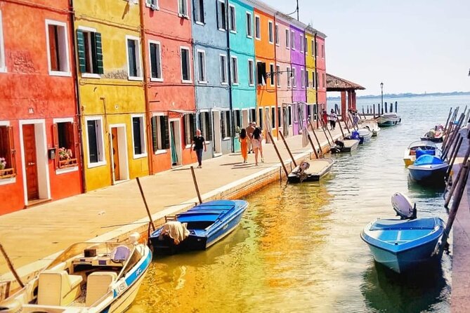 Islands Tour with a real local! - Burano: lace, color, and a short look at local craft