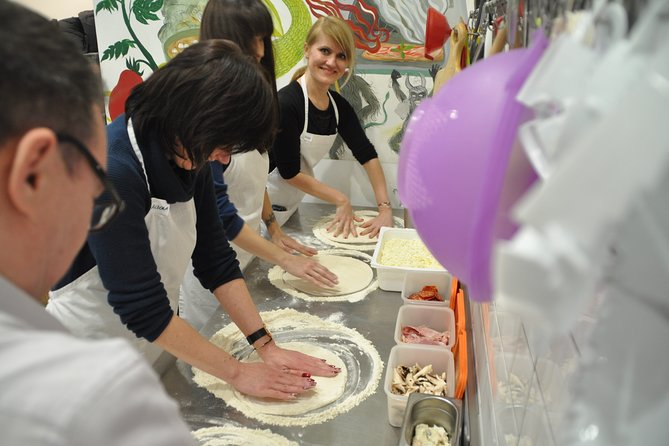 Italian Pizza Cooking Class with Chef Francesco in Padova - Arriving at Italian Food Lab at 9:00 a.m.