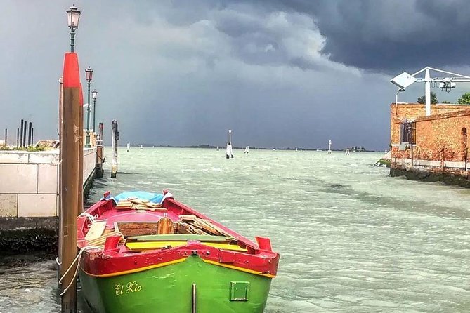 Learn to Row in the Venice Canals - Campo dei Mori and Casa del Tintoretto