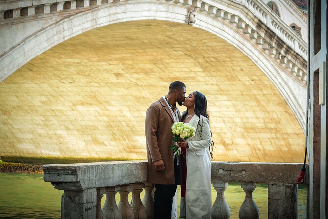 Luxurious Photoshoot in Venice - Quieter Venice around Campo Santa Maria Formosa