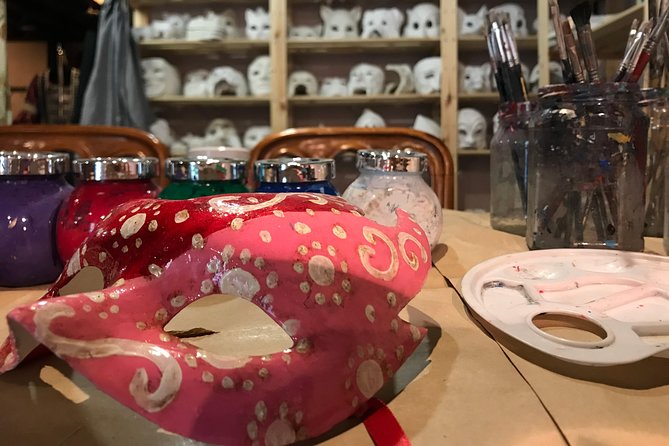 Mask Workshop - Paint Your Own Venetian Mask in Venice, Italy - What makes it work for families