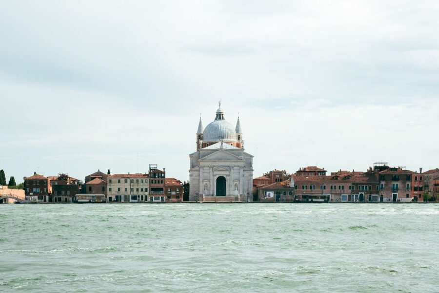 Mini Cruise from Ple Roma to St Mark's areas with guide - Key points to know before booking