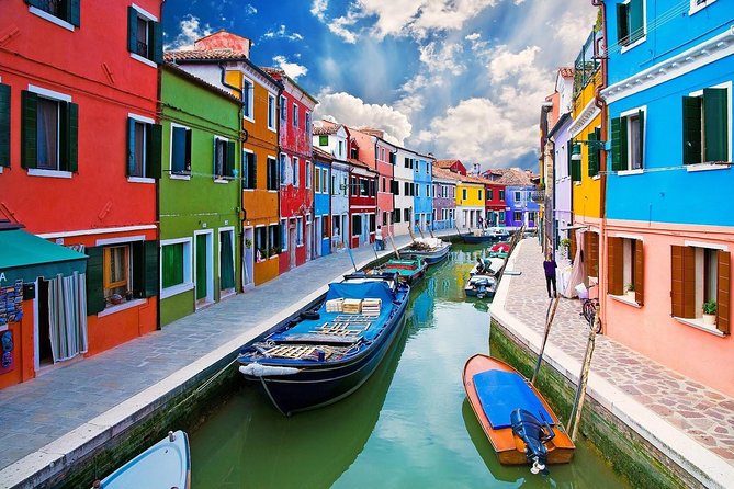 Murano and Burano Islands 4-Hour Tour - What this Murano and Burano tour really offers