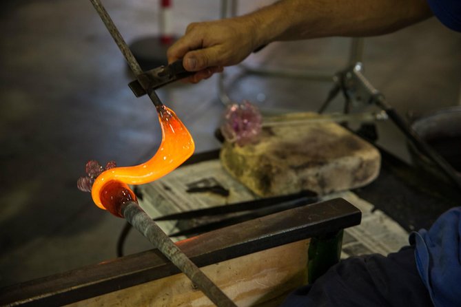 Murano and Burano Islands 4-Hour Tour - Murano: glass, furnaces, and limited free time