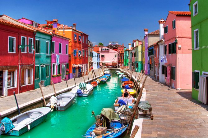 Murano and Burano Islands 4-Hour Tour - Burano: bright houses and a better walk