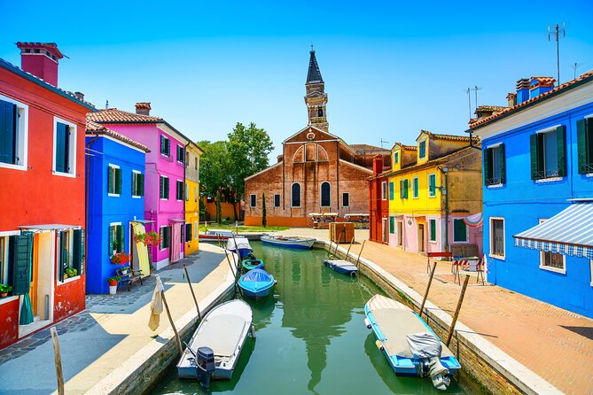 Murano & Burano Islands Guided Small-Group Tour by Private Boat - How much guidance will you actually receive?