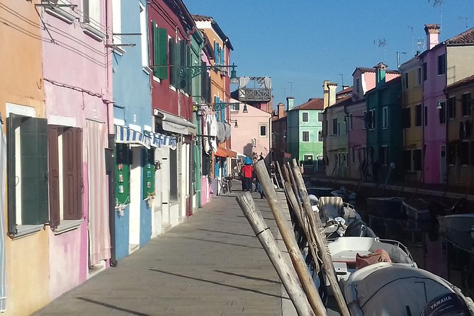 Murano Glass Experience With a Visit to a Burano Lace Island - Why Murano and Burano make a good pairing