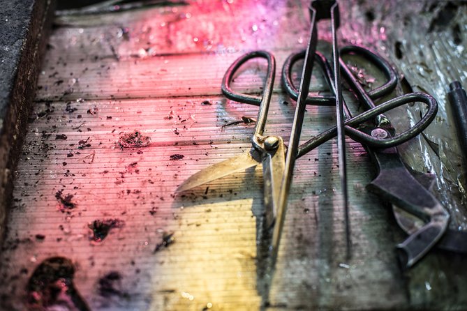 Murano Glass Experience With a Visit to a Burano Lace Island - Burano: the colorful payoff