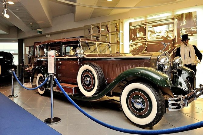 Museo Nicolis Verona - Bicycles, airplanes, motors, and military objects