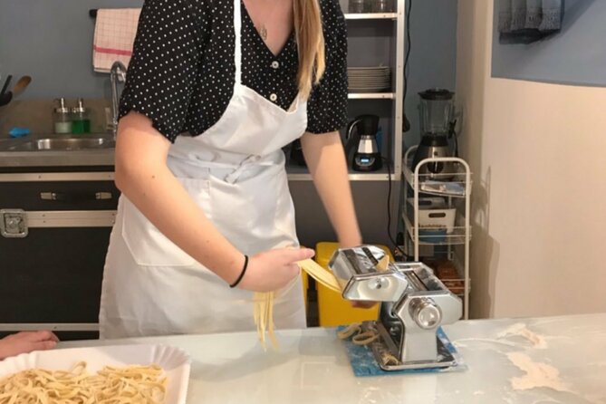 My Granny's secrets: Making pasta in the heart of Verona - Mixing dough and learning what the texture tells you