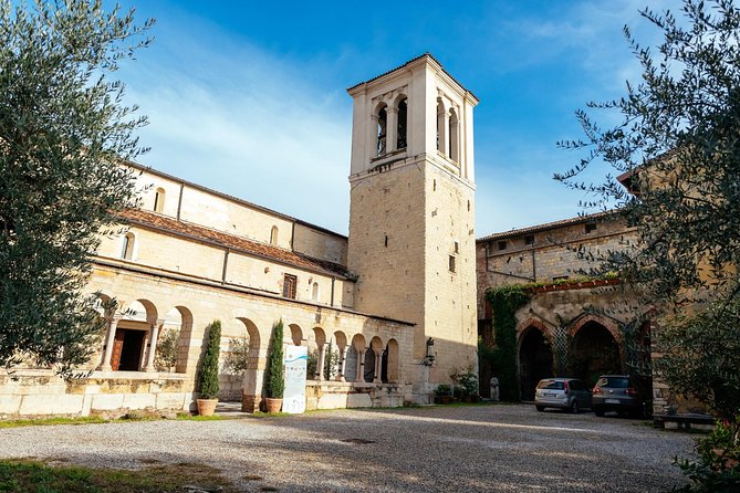 Off the Beaten Track in Verona: Private City Tour - Giusti Garden, a short look at a formal retreat