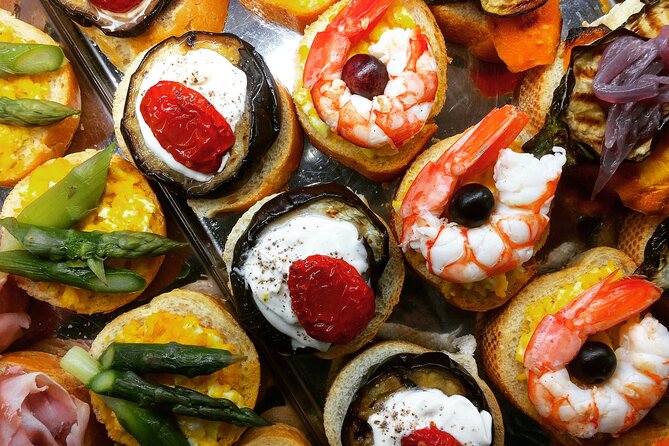 Old Taverns and Rialto Market Food Adventure (come hungry!) - Who will enjoy this food walk most?