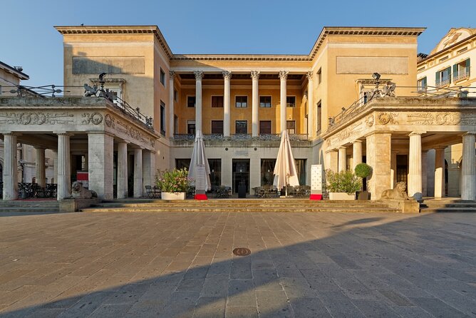 Padova Scavenger Hunt and Sights Self-Guided Tour - Following clues to Palazzo del Bo and Antenore’s Tomb