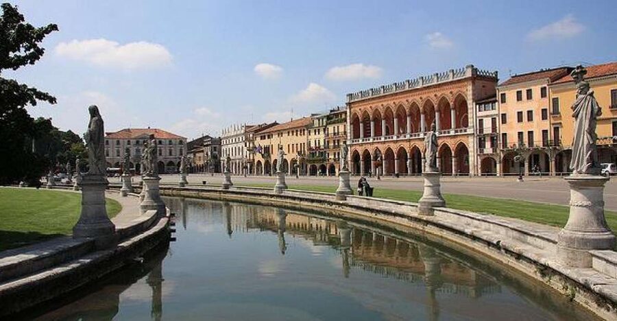 Padua City 2.5-Hour Walking Tour - The old university, Caffe Pedrocchi, and the city center