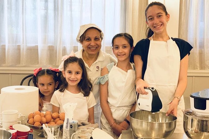 Pasta and Tiramisu Cooking Class with Wine in Venice - Making pasta in a Dorsoduro restaurant