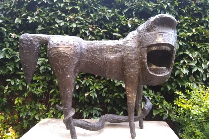 Peggy Guggenheim collection Venice private tour - What the Strongest Praise Tells You